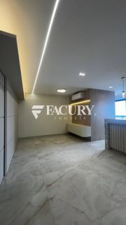 APARTAMENTO NOVO E REFORMADO EM FRENTE AO MAR.