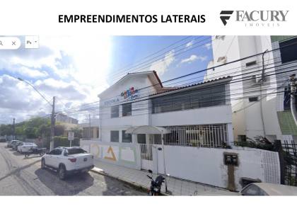 Prédio Comercial com 4 Pavimentos, Elevador, Garagem e Localização Estratégica no Bairro São José