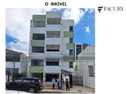Prédio Comercial com 4 Pavimentos, Elevador, Garagem e Localização Estratégica no Bairro São José
