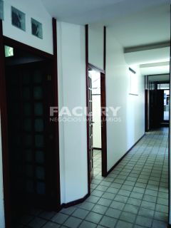 Prédio Comercial com 3 pavimentos e piso reforçado