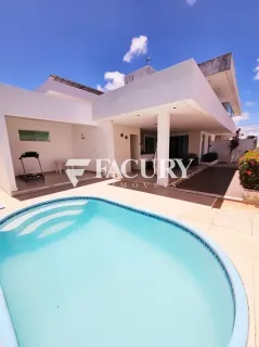 Casa no Cond. Costa Marina com 4/4 e 2 suítes