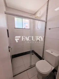 Casa no Cond. Costa Marina com 4/4 e 2 suítes