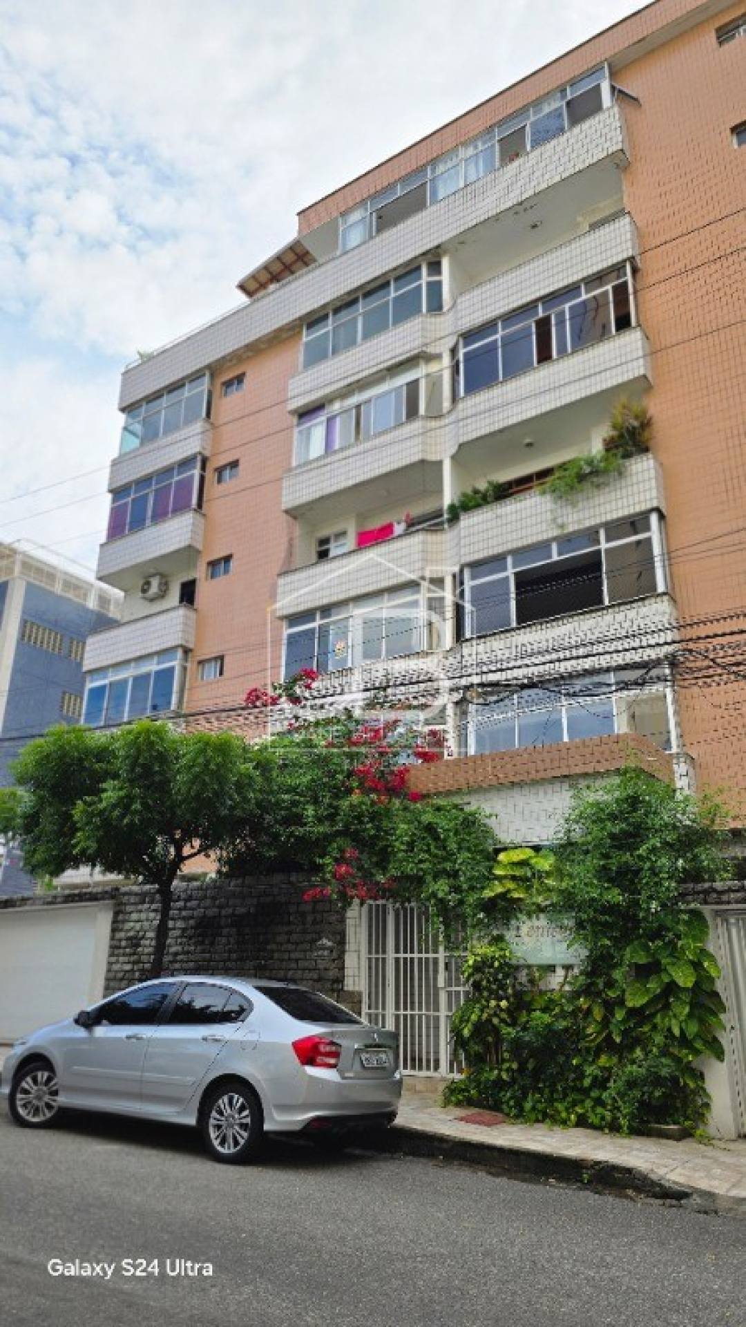 Apartamento na Aldeota: 3 Quartos, 2 Suítes, 2 Salas, 2 Vagas - 125m² - Fortaleza-CE!