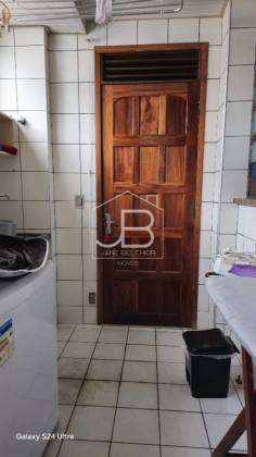 Apartamento em excelente localização com 4 quartos e 3 suítes no Meireles, Fortaleza-CE: 208m² e 4 vagas de garagem!