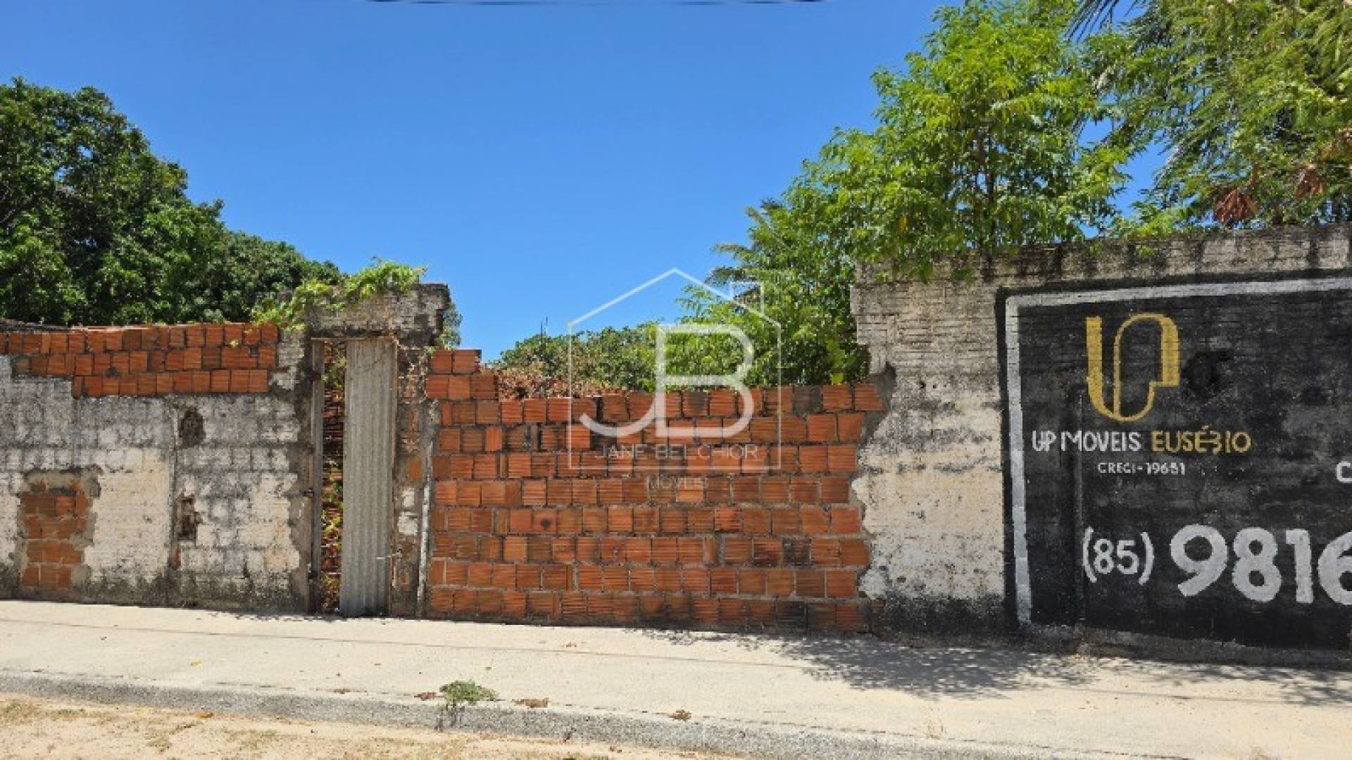 Terreno à venda em Eusébio-CE, bairro Coite, com 480m² de área! Aproveite essa oportunidade única!