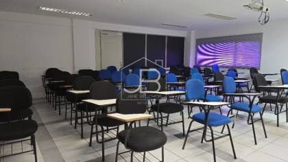 Sala Comercial de 66m² no Condomínio à Venda em Fortaleza-CE, Meireles: A Oportunidade que Você Procura!