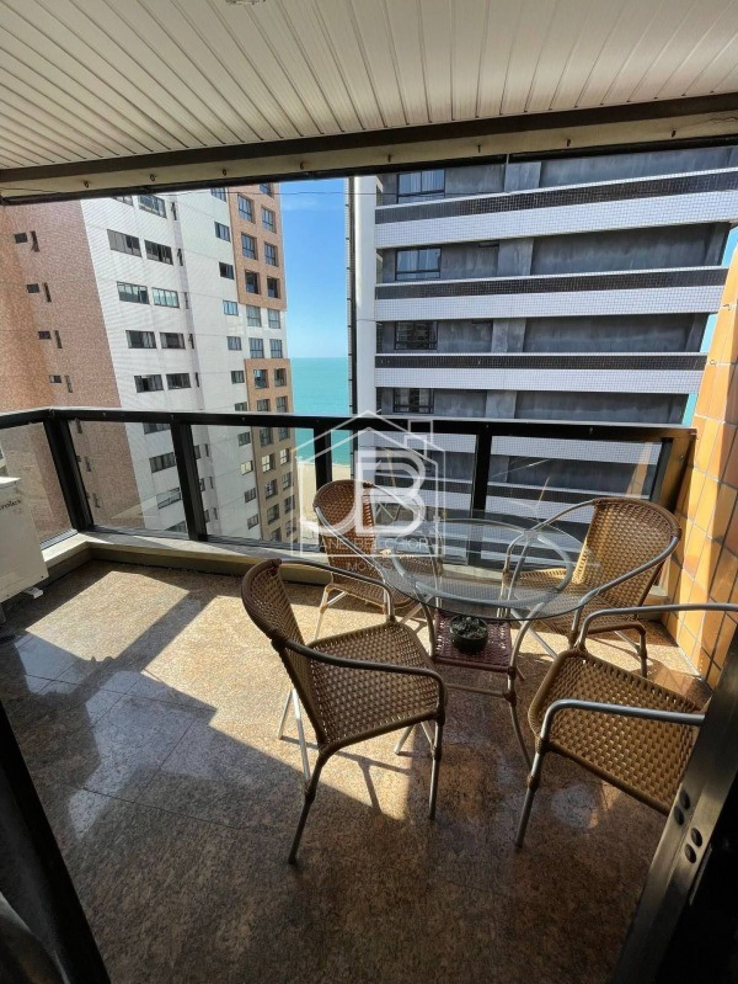 Flat à venda no Meireles, Fortaleza-CE: 2 quartos, 1 sala, 1 vaga de garagem, 57m² de área. Aproveite!