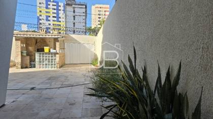 Imperdível: Casa de 5 quartos no Papicu, Fortaleza-CE, com 340m² de área e 8 vagas de garagem!