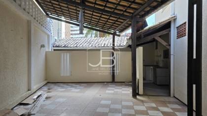 Imperdível: Casa de 5 quartos no Papicu, Fortaleza-CE, com 340m² de área e 8 vagas de garagem!