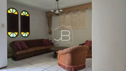 Imperdível Casa Comercial à Venda em Dionisio Torres, Fortaleza-CE: 3 Quartos, 2 Suítes, 2 Salas, 2 Vagas, 349,32m²!