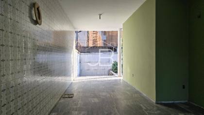 Imperdível Casa Comercial à Venda em Dionisio Torres, Fortaleza-CE: 3 Quartos, 2 Suítes, 2 Salas, 2 Vagas, 349,32m²!