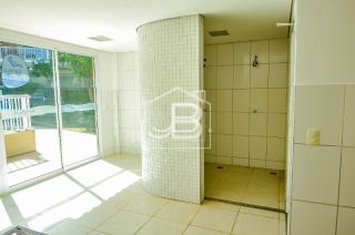 Apartamento Para Vender com 3 quartos 2 suítes no bairro Porto das Dunas em Aquiraz