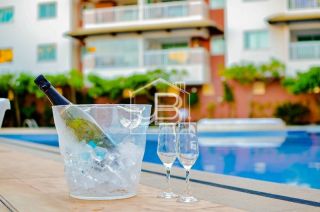 Apartamento Para Vender com 3 quartos 2 suítes no bairro Porto das Dunas em Aquiraz