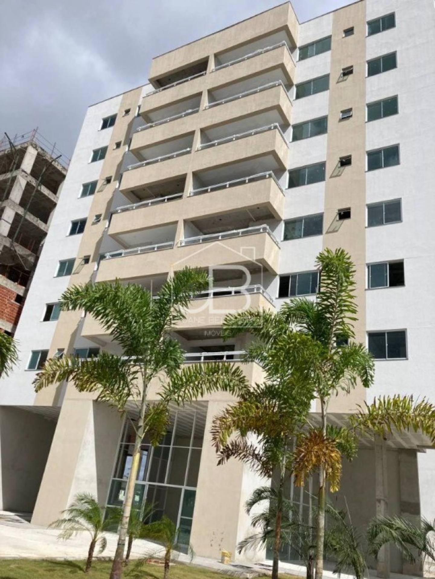 Apartamento Para Vender com 3 quartos 2 suítes no bairro Centro em Eusébio