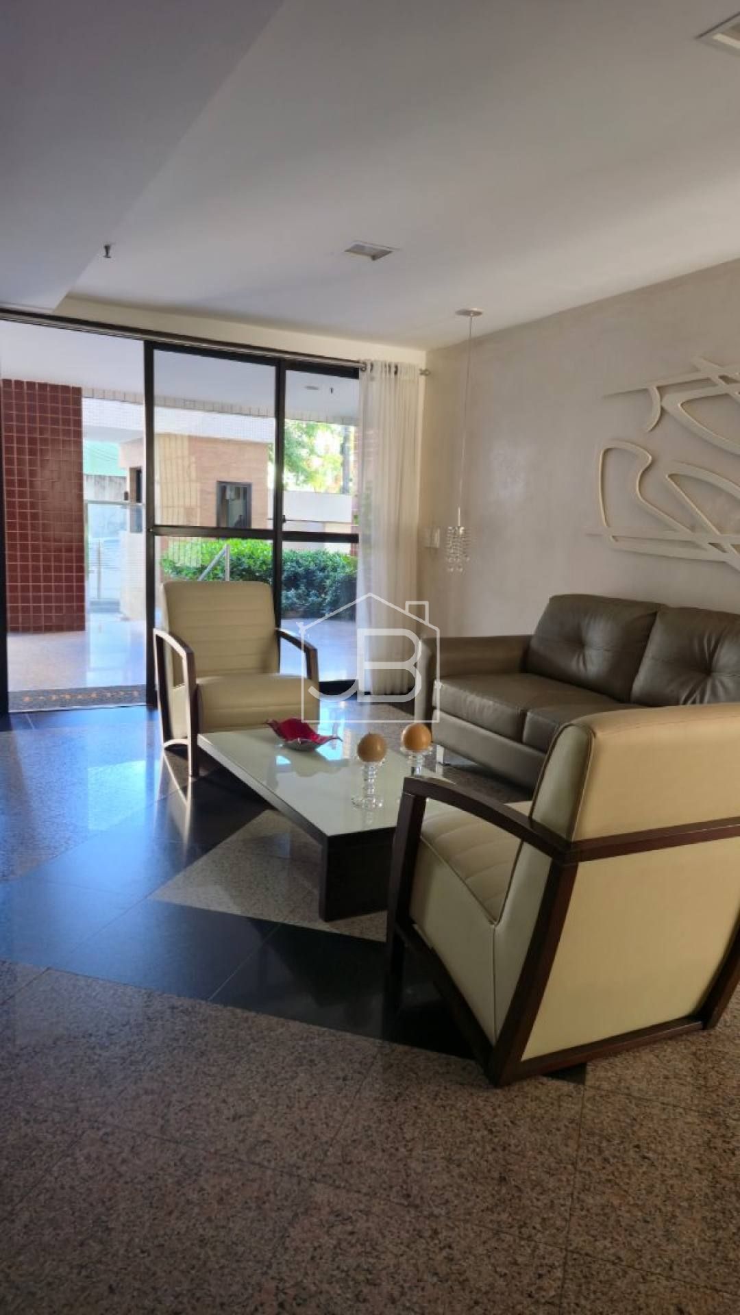 Apartamento Para Vender com 03 quartos 2 suítes no bairro Aldeota em Fortaleza