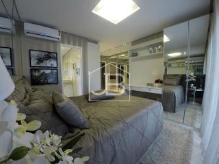 Apartamento Para Vender com 3 quartos 3 suítes no bairro coco em Fortaleza