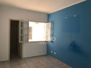 Casa Para Vender com 3 quartos 1 suítes no bairro Altos de Santana II em Jacareí