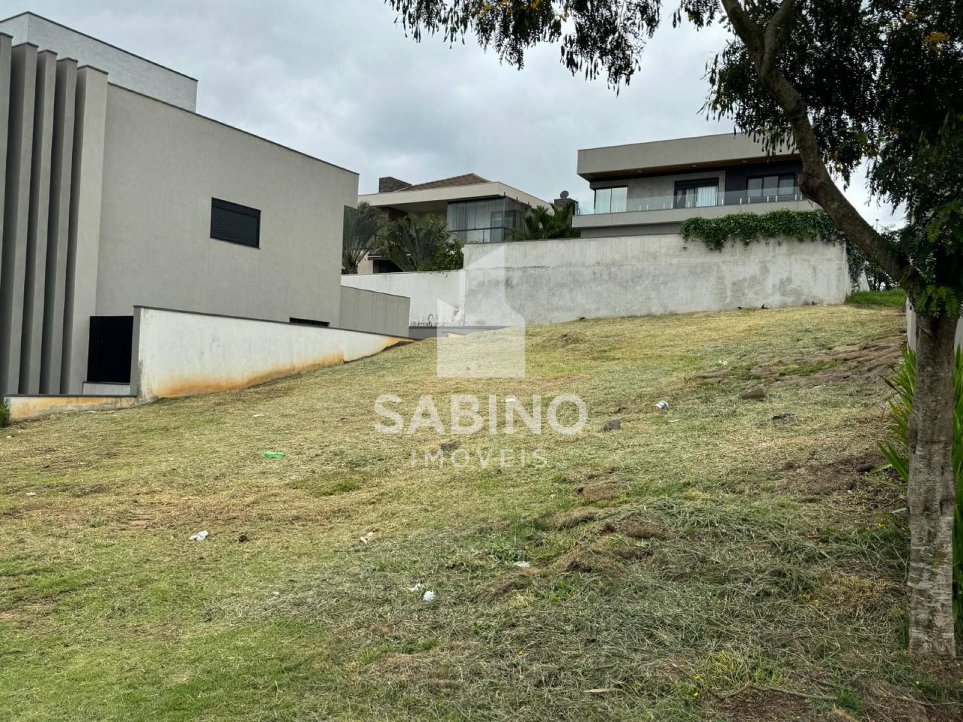 Lote / Terreno de Condomínio Para Vender no bairro Urbanova