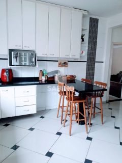 Sobrado para alugar no bairro Jardim das Indústrias em São José Dos Campos