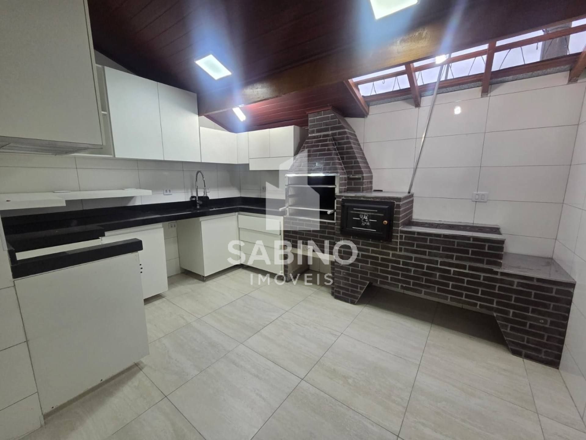 Casa em Condomínio para vender na Zona Sul de São José Dos Campos