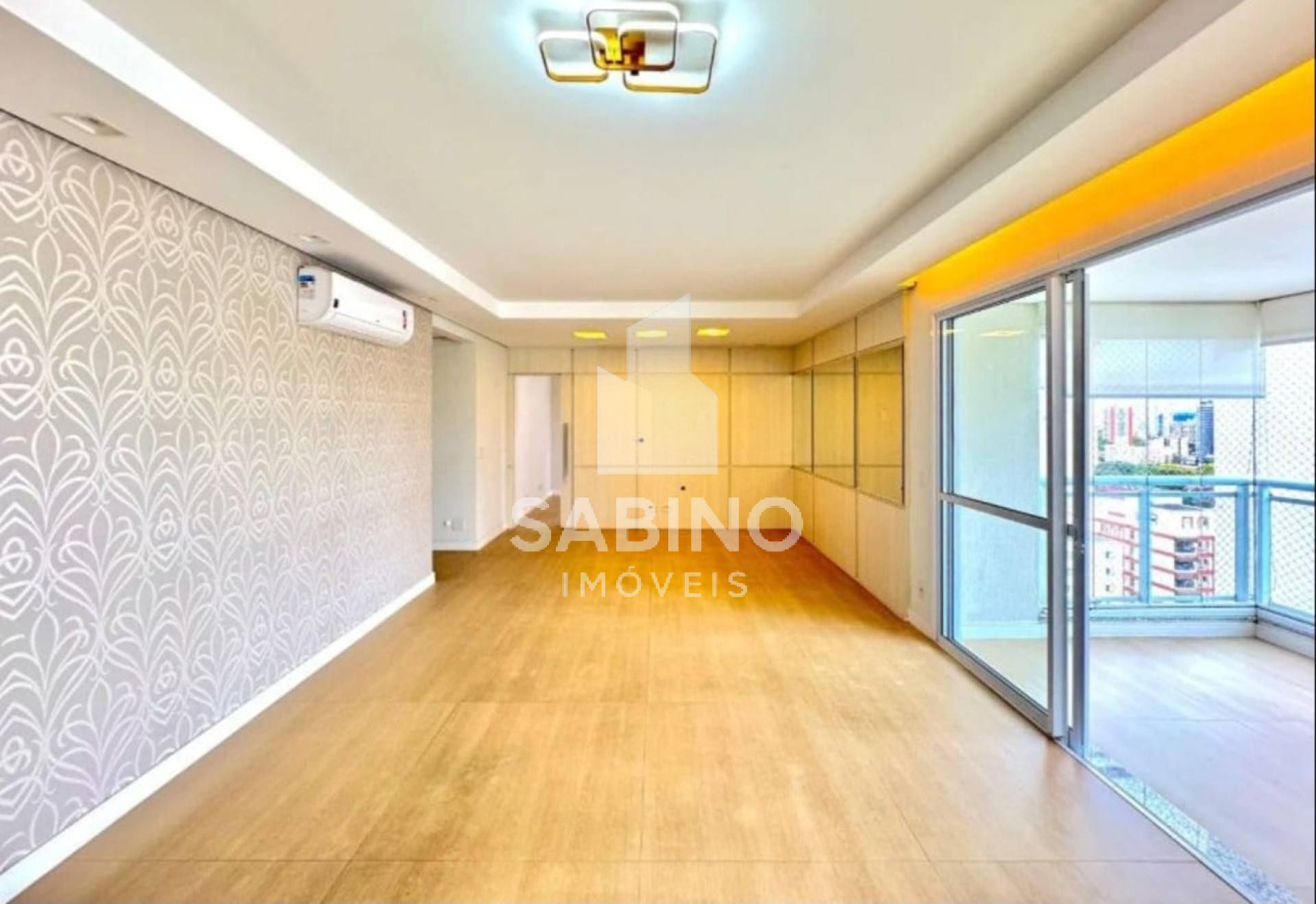 Apartamento para vender no bairro Vila Adyana em São José Dos Campos