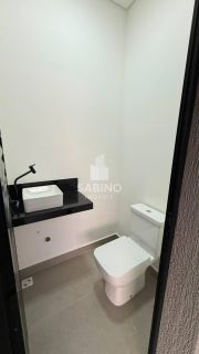 Sobrado para Venda com 4 quartos sendo 2 suítes em Caçapava