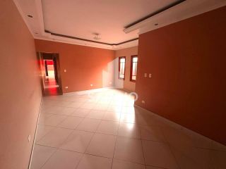 Casa à Venda | Próxima ao Shopping Jardim Oriente