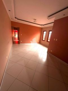 Casa à Venda | Próxima ao Shopping Jardim Oriente