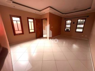 Casa à Venda | Próxima ao Shopping Jardim Oriente