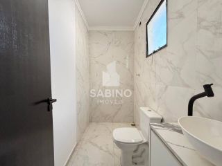 CASA À VENDA EM CONDOMÍNIO FECHADO