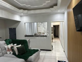 Sobrado à Venda - Zona Leste de São Jose dos Campos