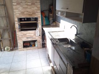 CASA À VENDA NO BOSQUE DOS IPÊS