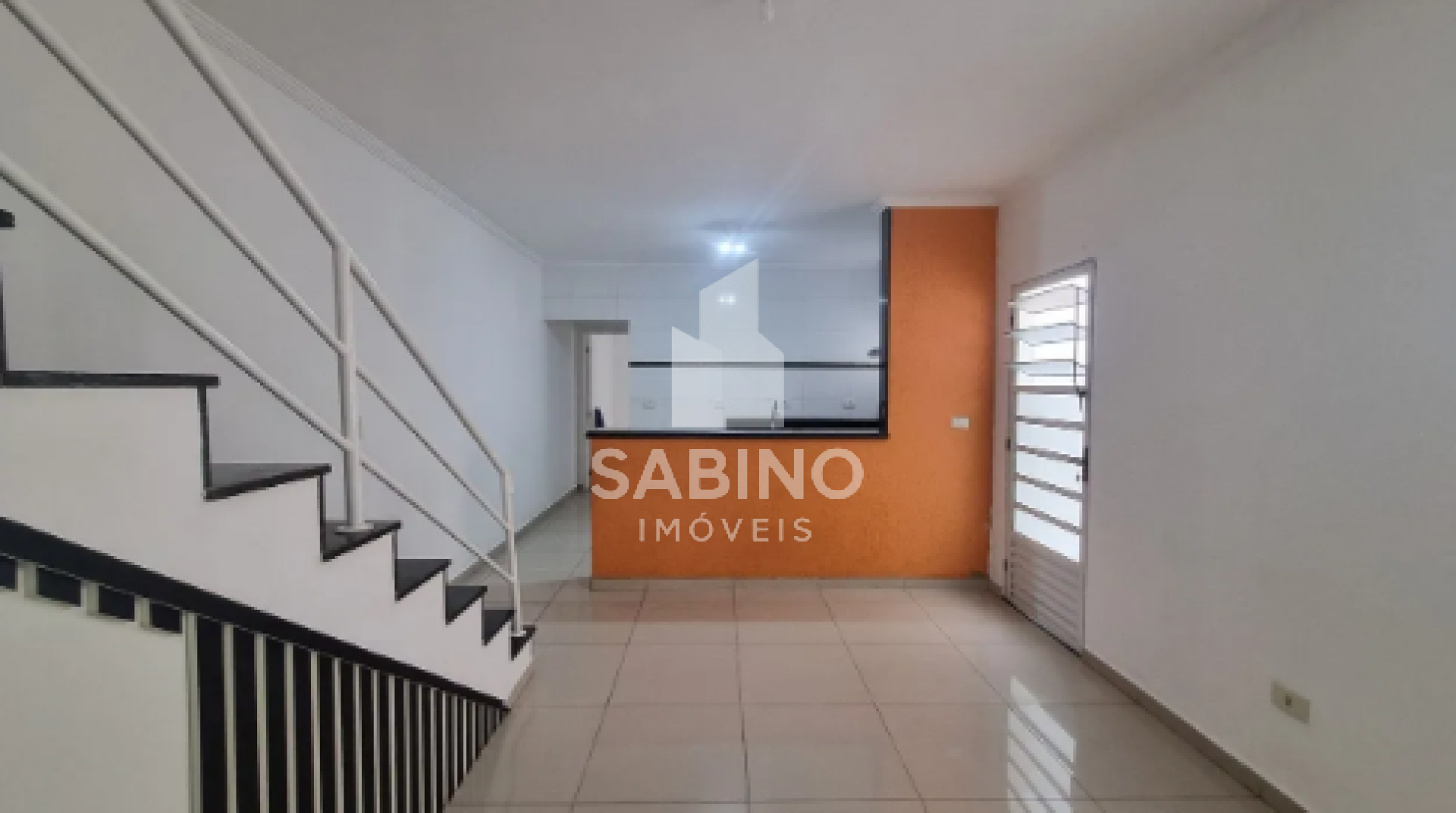 SOBRADO À VENDA – ALTOS DA VILA PAIVA