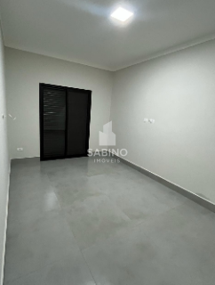 CASA À VENDA EM CONDOMÍNIO FECHADO – TREMEMBÉ