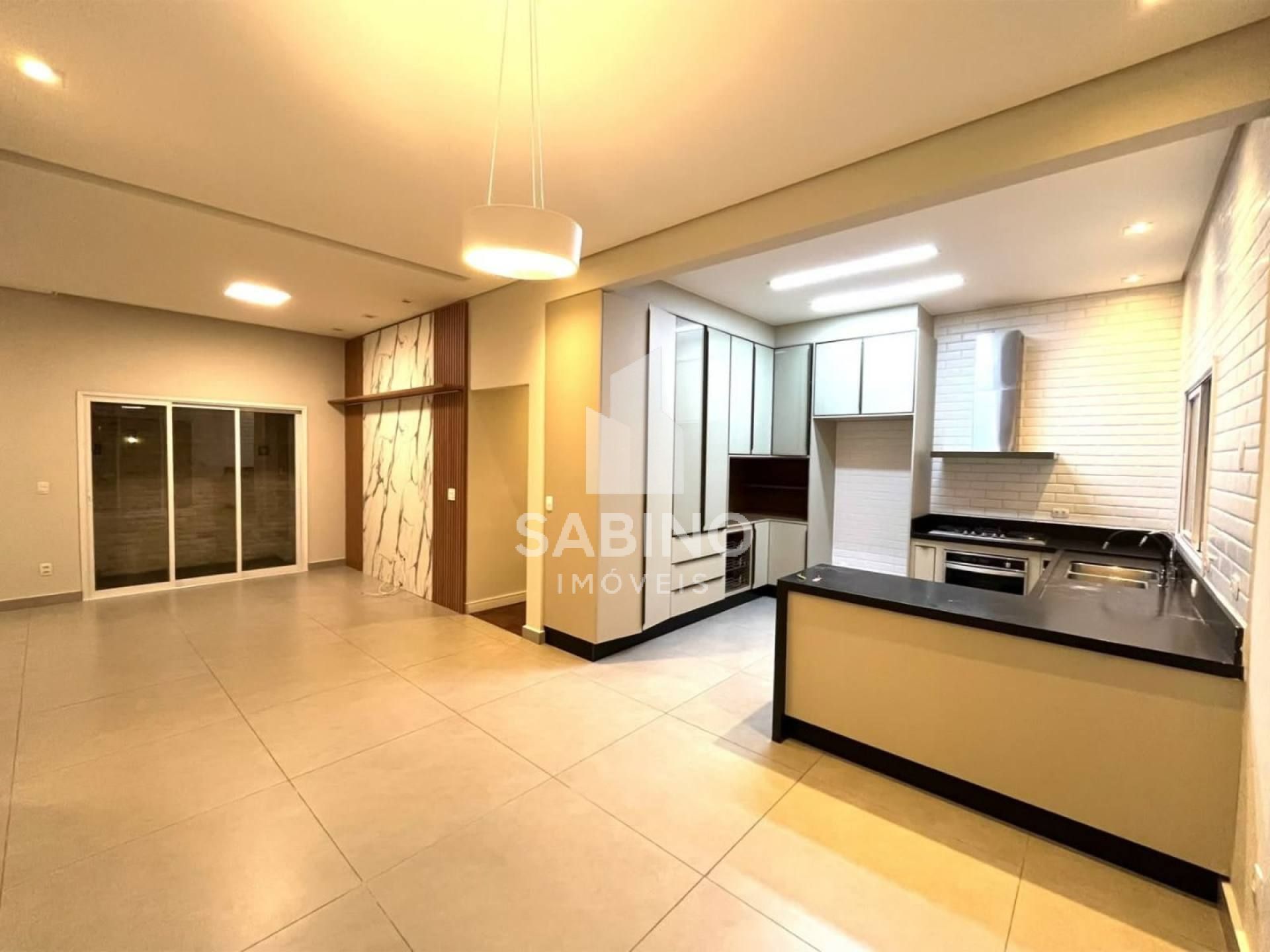 CASA TÉRREA PARA LOCAÇÃO | CONDOMÍNIO PORTAL DA SERRA – URBANOVA