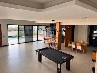 CASA DE ALTO PADRÃO À VENDA | RESIDENCIAL JAGUARY – URBANOVA