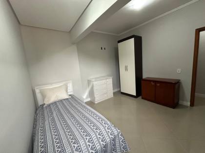 Sobrado para Alugar com 2 quartos 1 suítes no bairro Jardim das Indústrias em São José Dos Campos