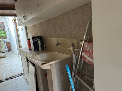 Sobrado para Alugar com 2 quartos 1 suítes no bairro Jardim das Indústrias em São José Dos Campos
