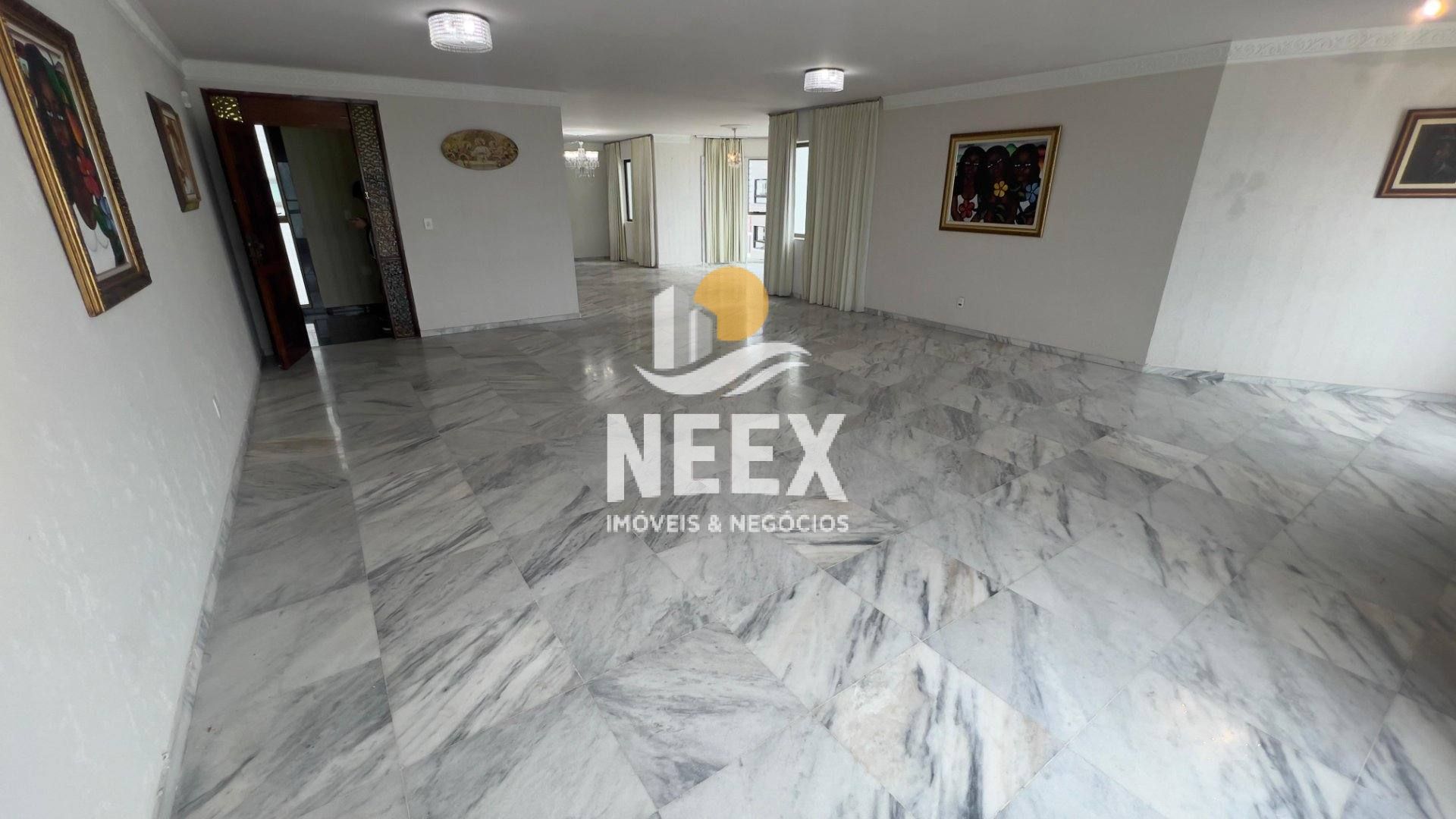 Apartamento na Av. Boa Viagem Para Vender com 3 quartos 1 suíte no bairro Boa Viagem em Recife