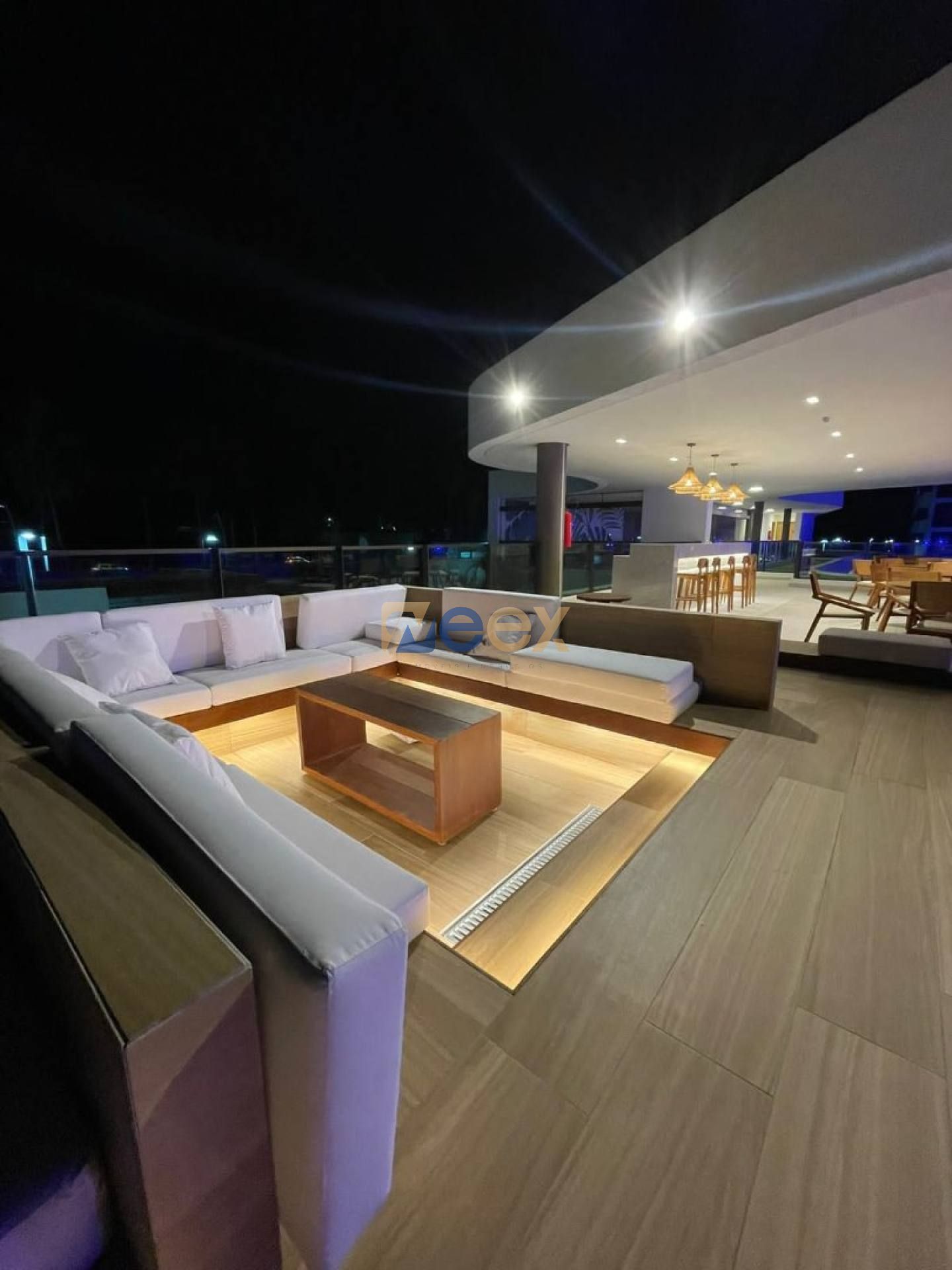 Apartamento Para Vender com 1 quarto em muro alto