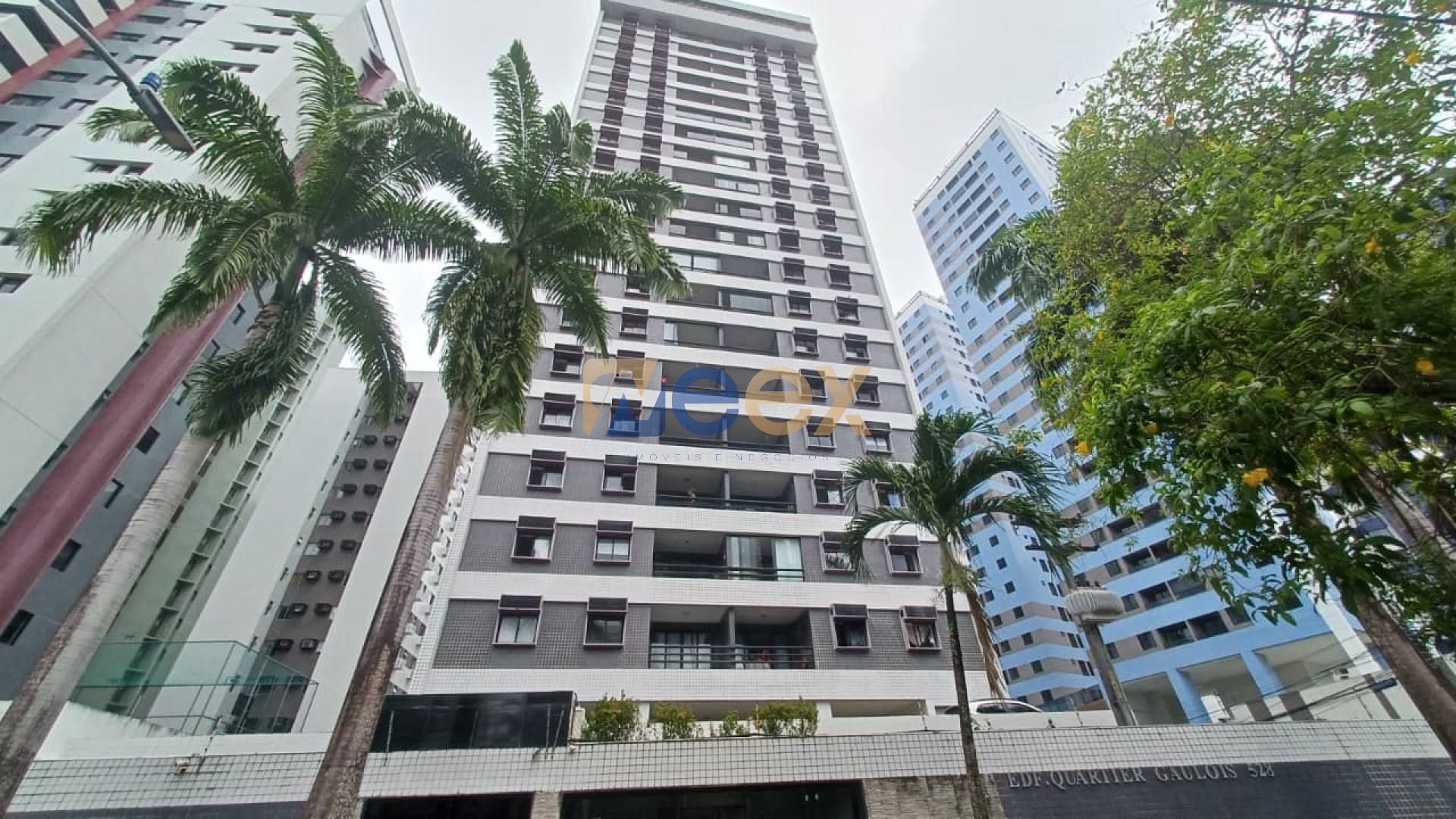 Apartamento Para Vender com 3 quartos 2 suítes e 2 vagas cobertas no bairro Boa Viagem em Recife