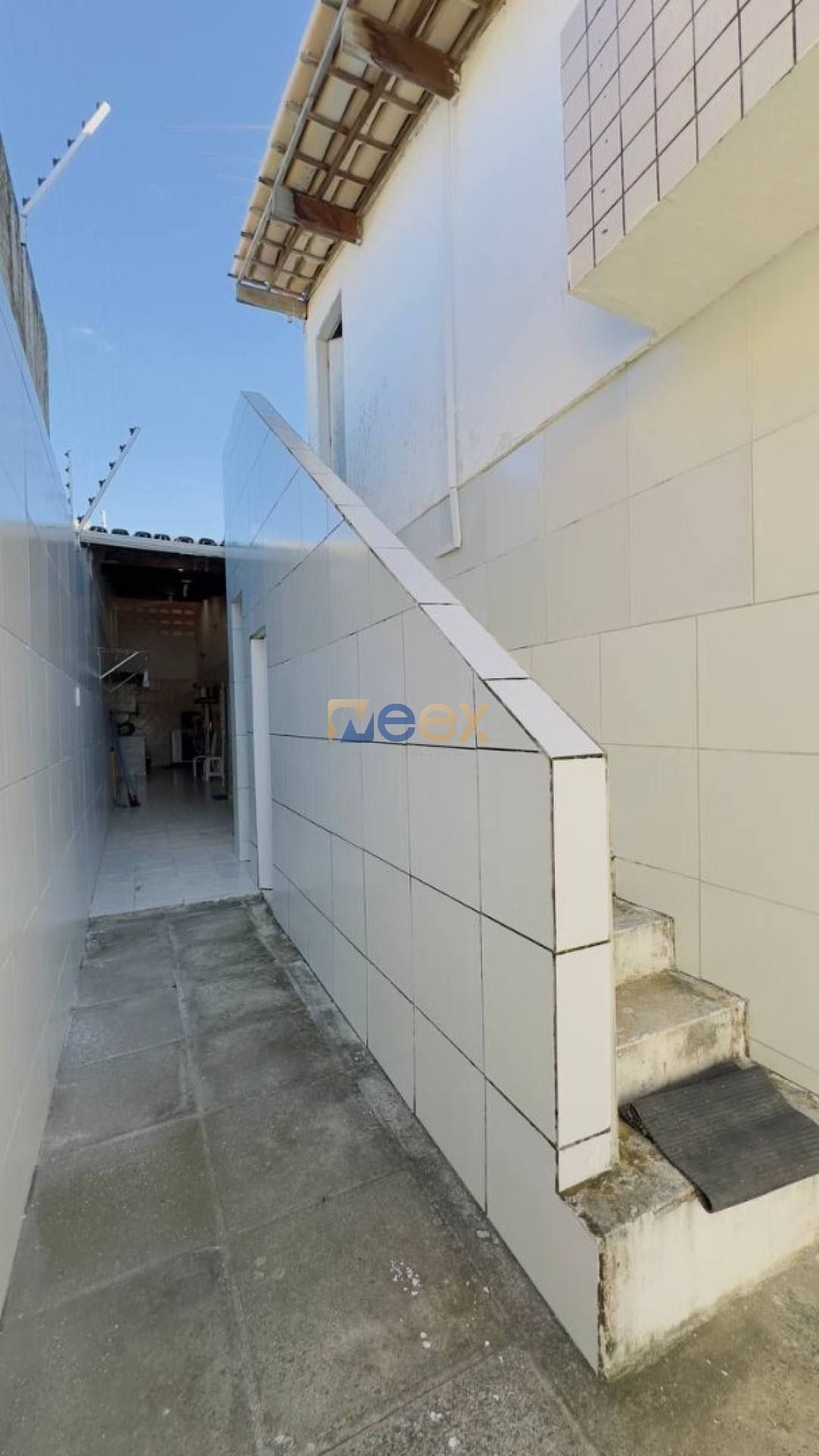 Excelente casa com piscina em Pau Amarelo