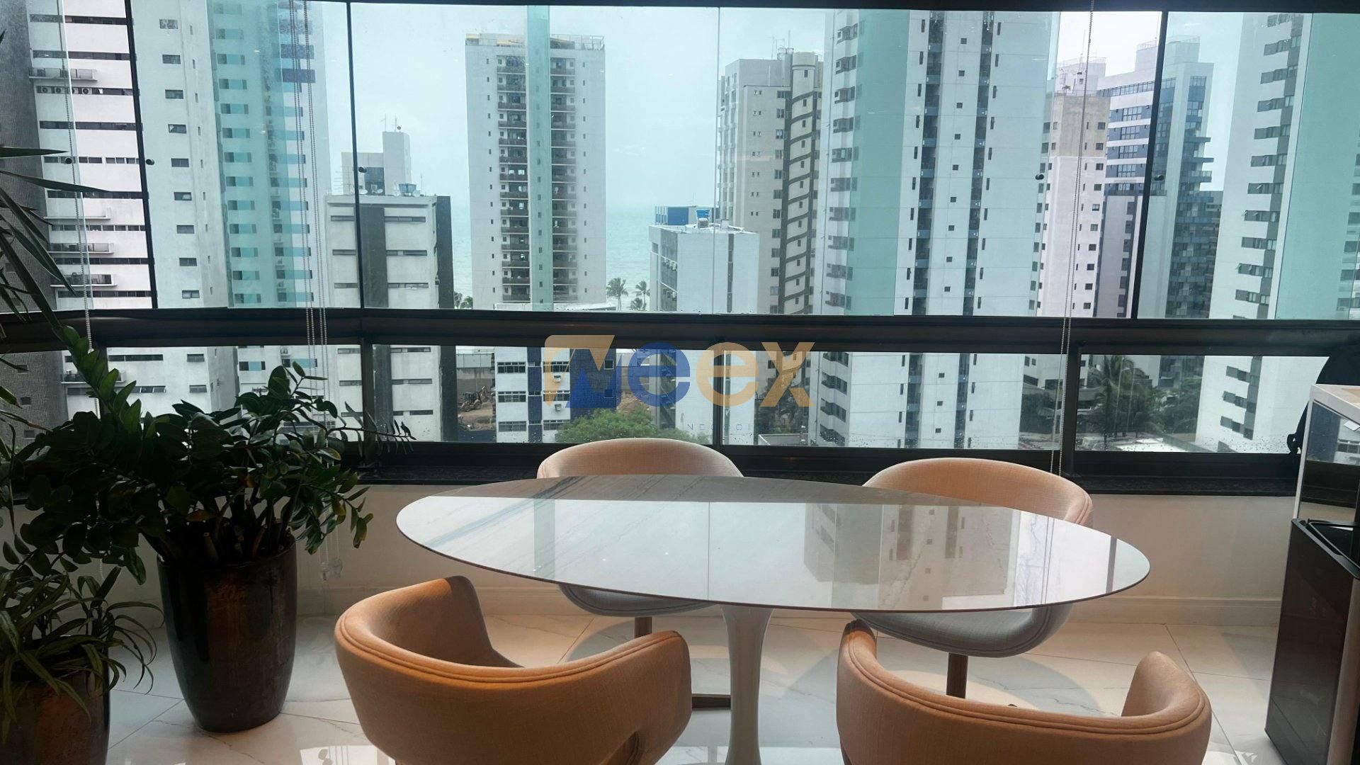 Apartamento Para Vender com 3 quartos 2 suítes no bairro Boa Viagem em Recife
