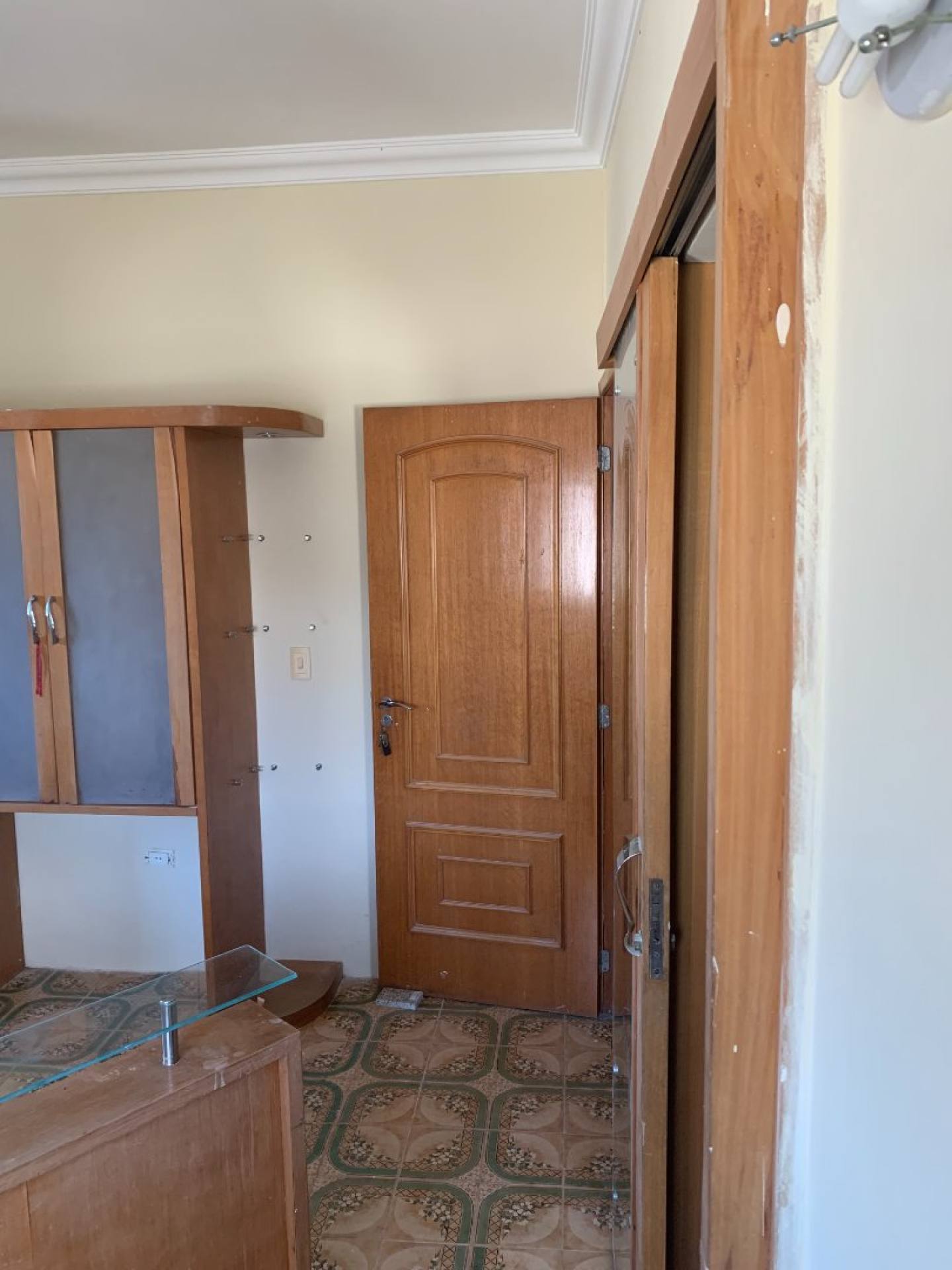 Casa Ampla à Venda no Jardim Jordão – Excelente Oportunidade!