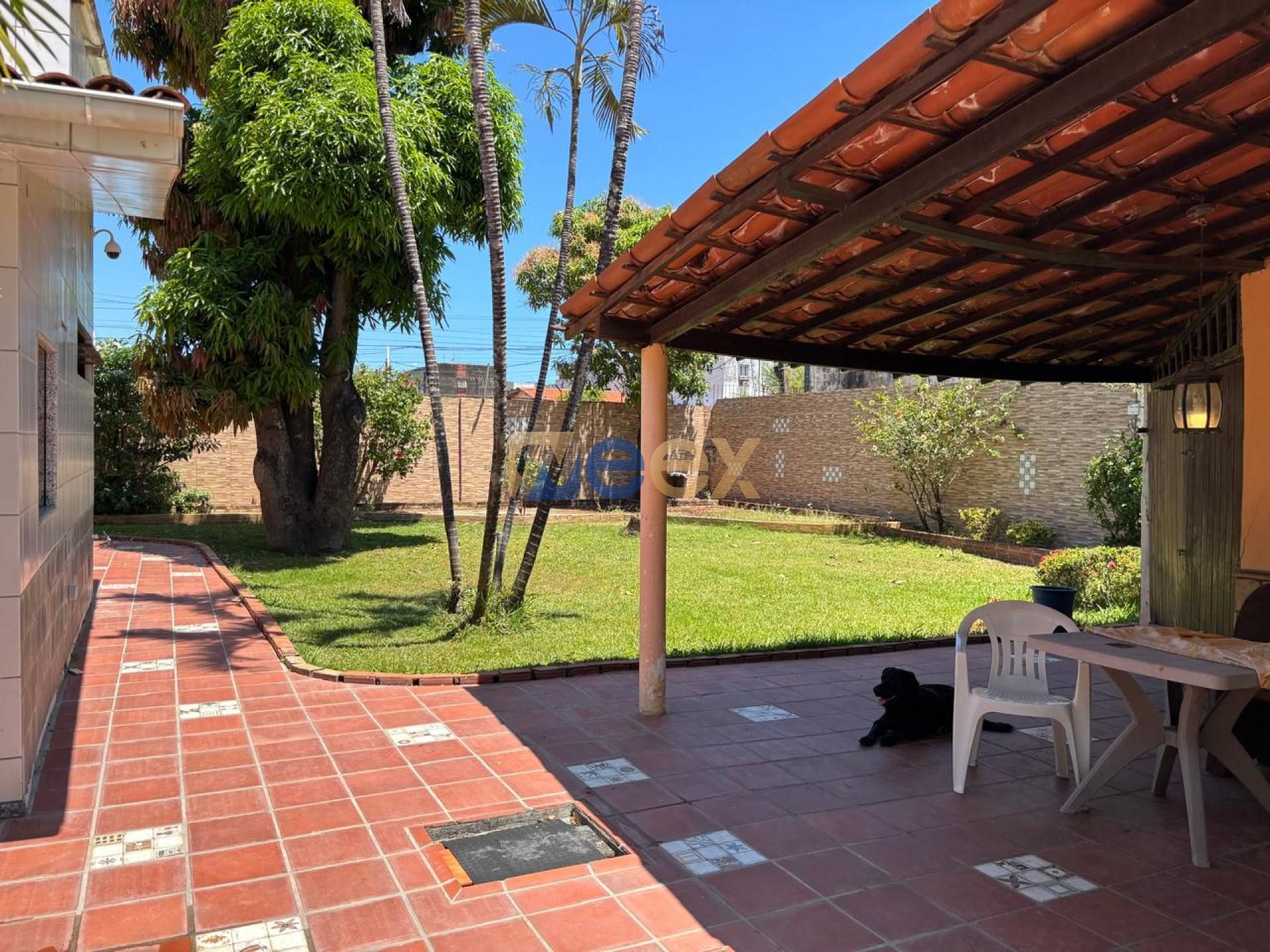 OPORTUNIDADE IMPERDÍVEL EM PAU AMARELO – SUA CASA PERFEITA A 700m DO MAR!