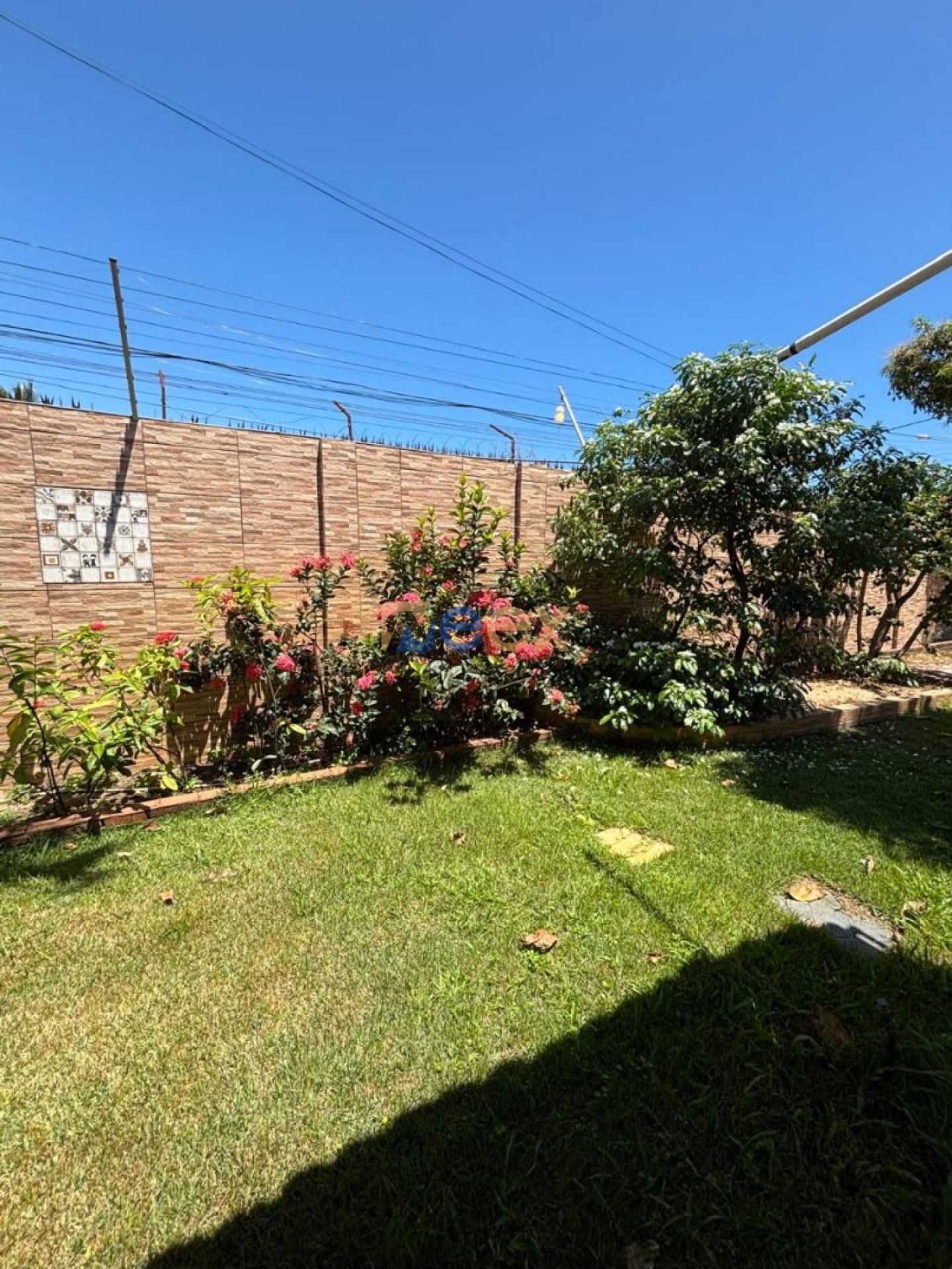 OPORTUNIDADE IMPERDÍVEL EM PAU AMARELO – SUA CASA PERFEITA A 700m DO MAR!