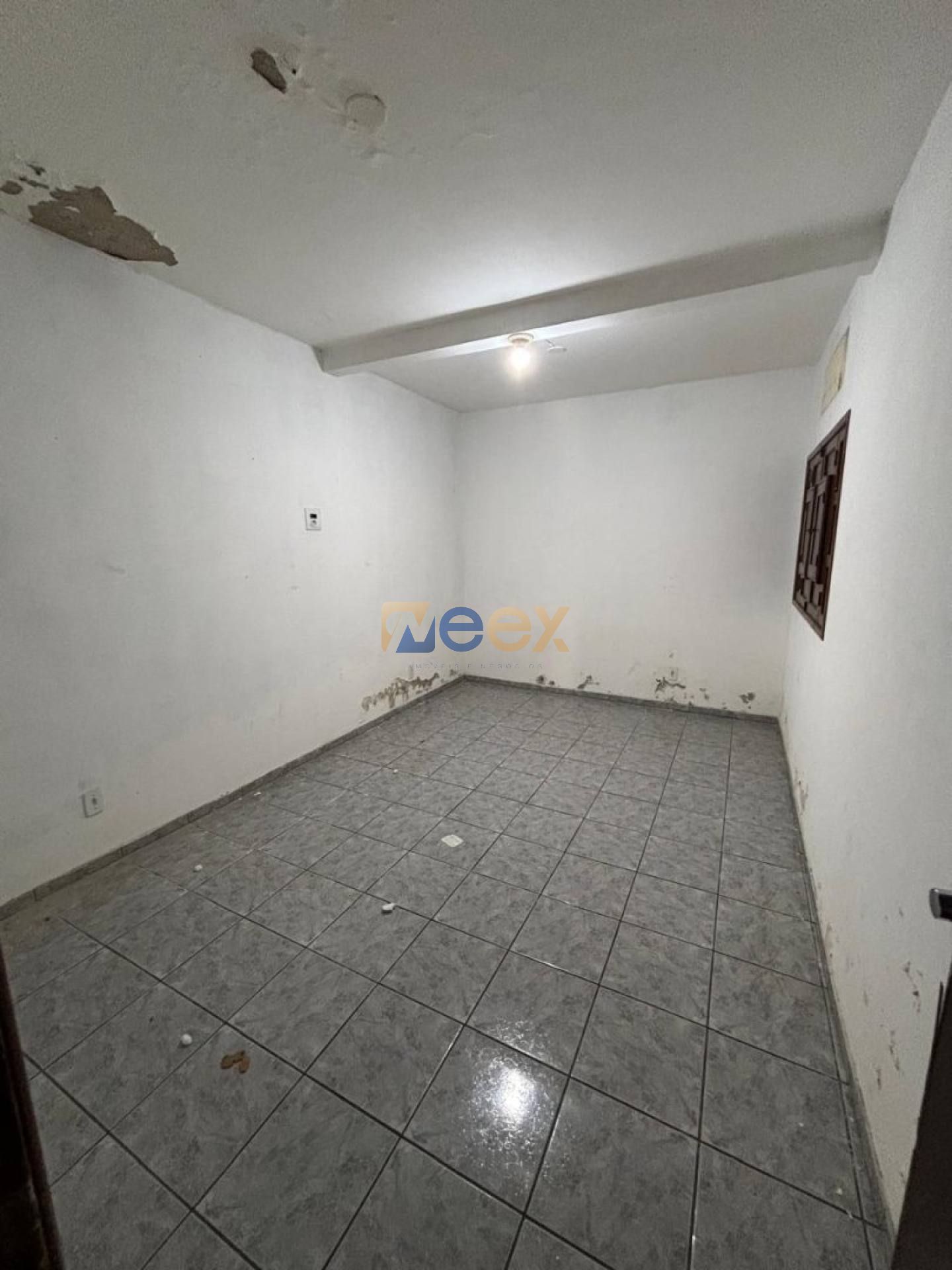 A CASA PERFEITA PARA SUA FAMÍLIA — CONFORTO, ESPAÇO E LOCALIZAÇÃO IMBATÍVEL!