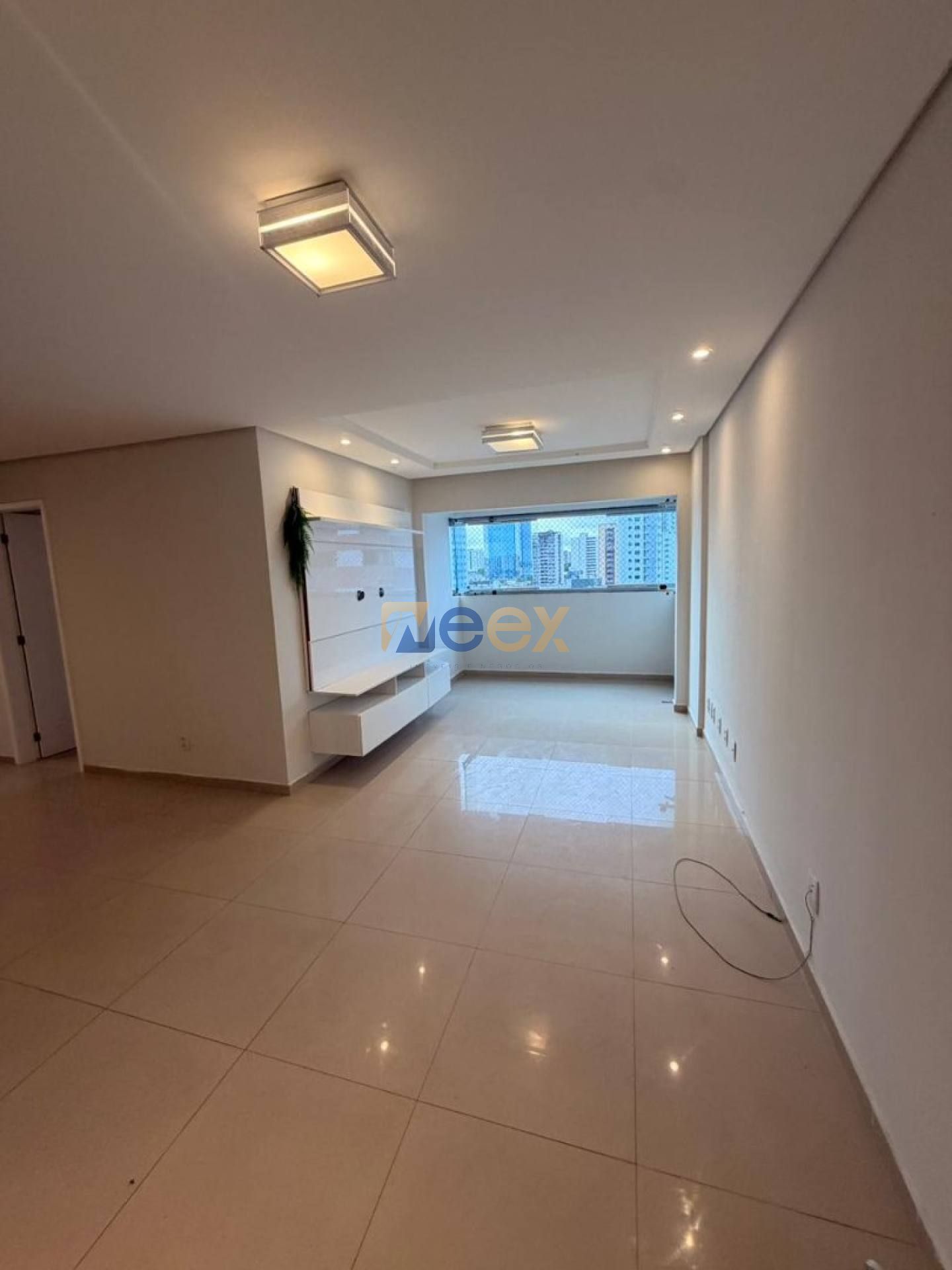 Apartamento Para Alugar com 2 quartos 1 suítes no bairro Boa Viagem em Recife
