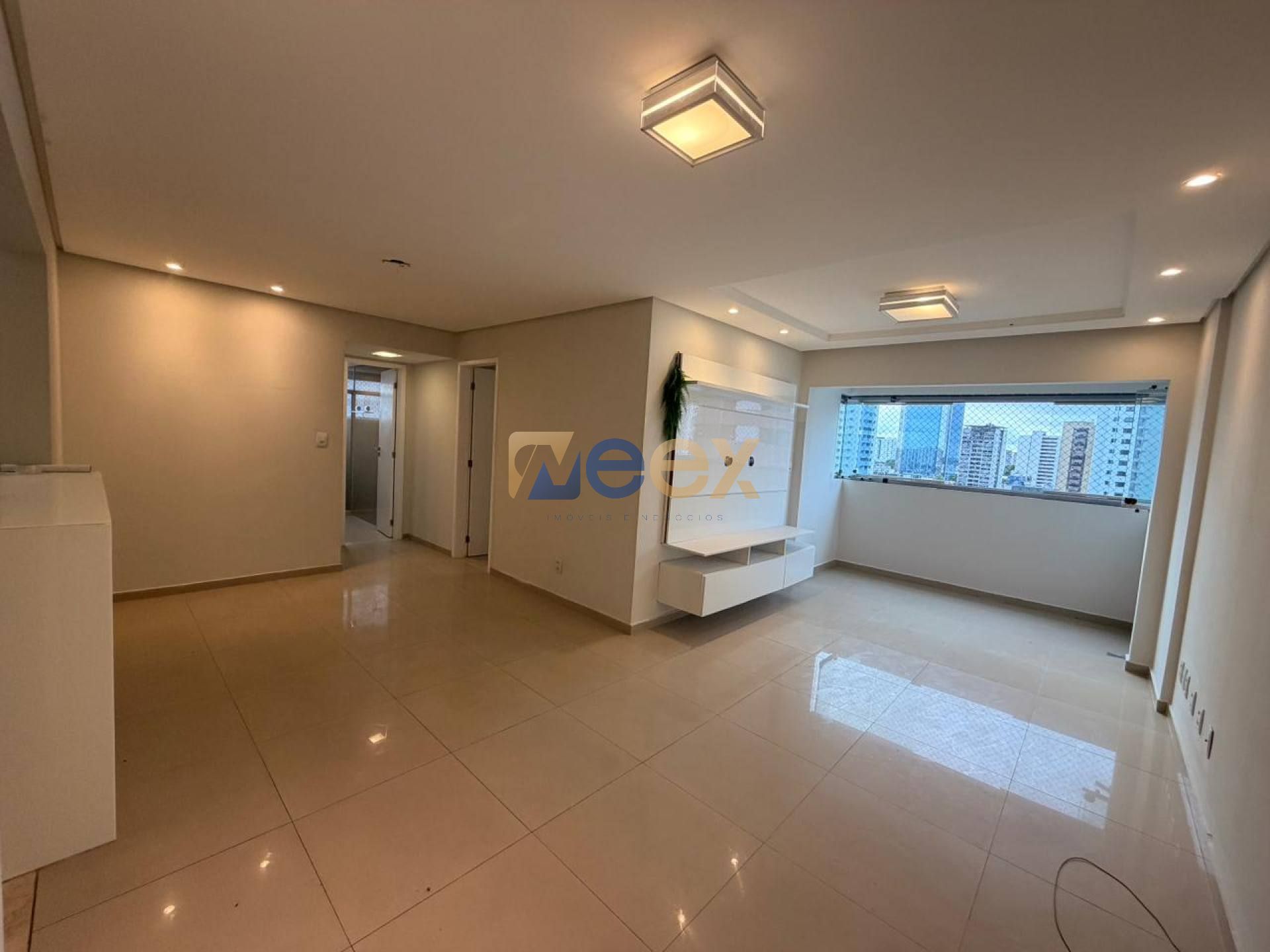 Apartamento Para Alugar com 2 quartos 1 suítes no bairro Boa Viagem em Recife