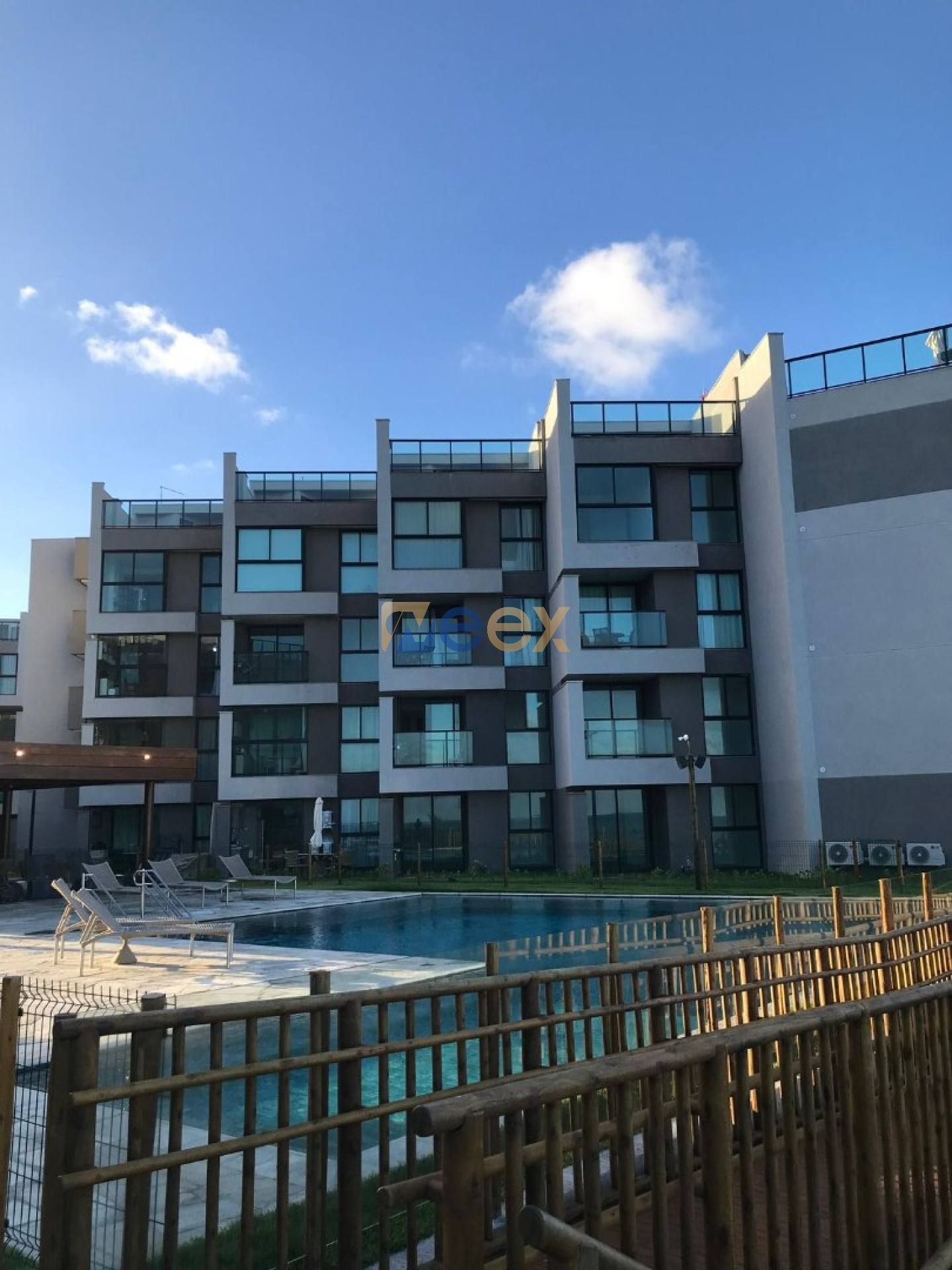 Apartamento Para Vender com 1 quartos 1 suítes no bairro Praia dos Carneiros  em Tamandaré